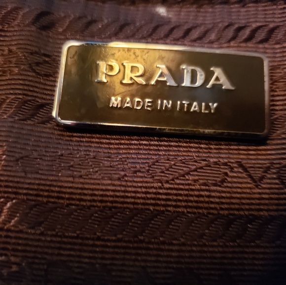 Prada suitcase - Picture 1 of 8